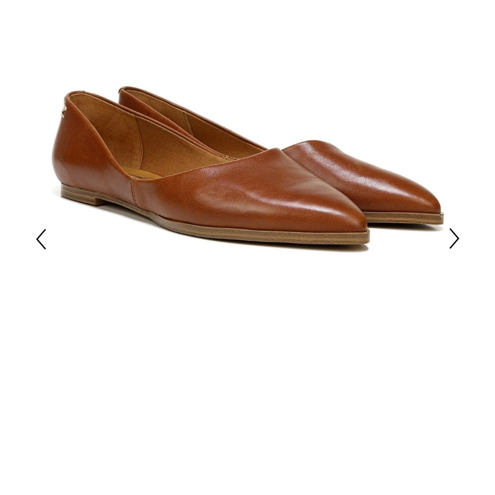 NWOT Zodiac Flats
